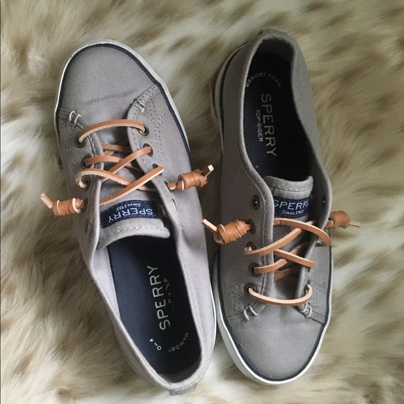 women's pier wave ltt canvas sneaker